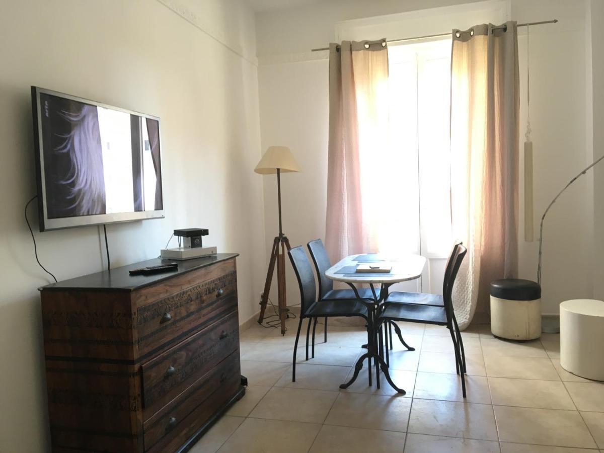Pres De La Plage Ensoleille Leilighet Juan-les-Pins Eksteriør bilde